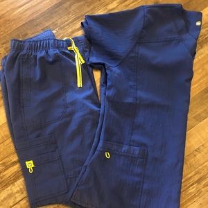 WonderWink 4 stretch scrub set